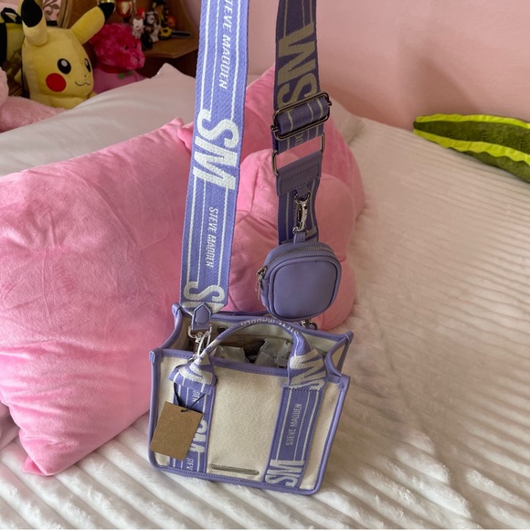 🌸 Steve Madden crossbody bag🌸 - Picture 3 of 7